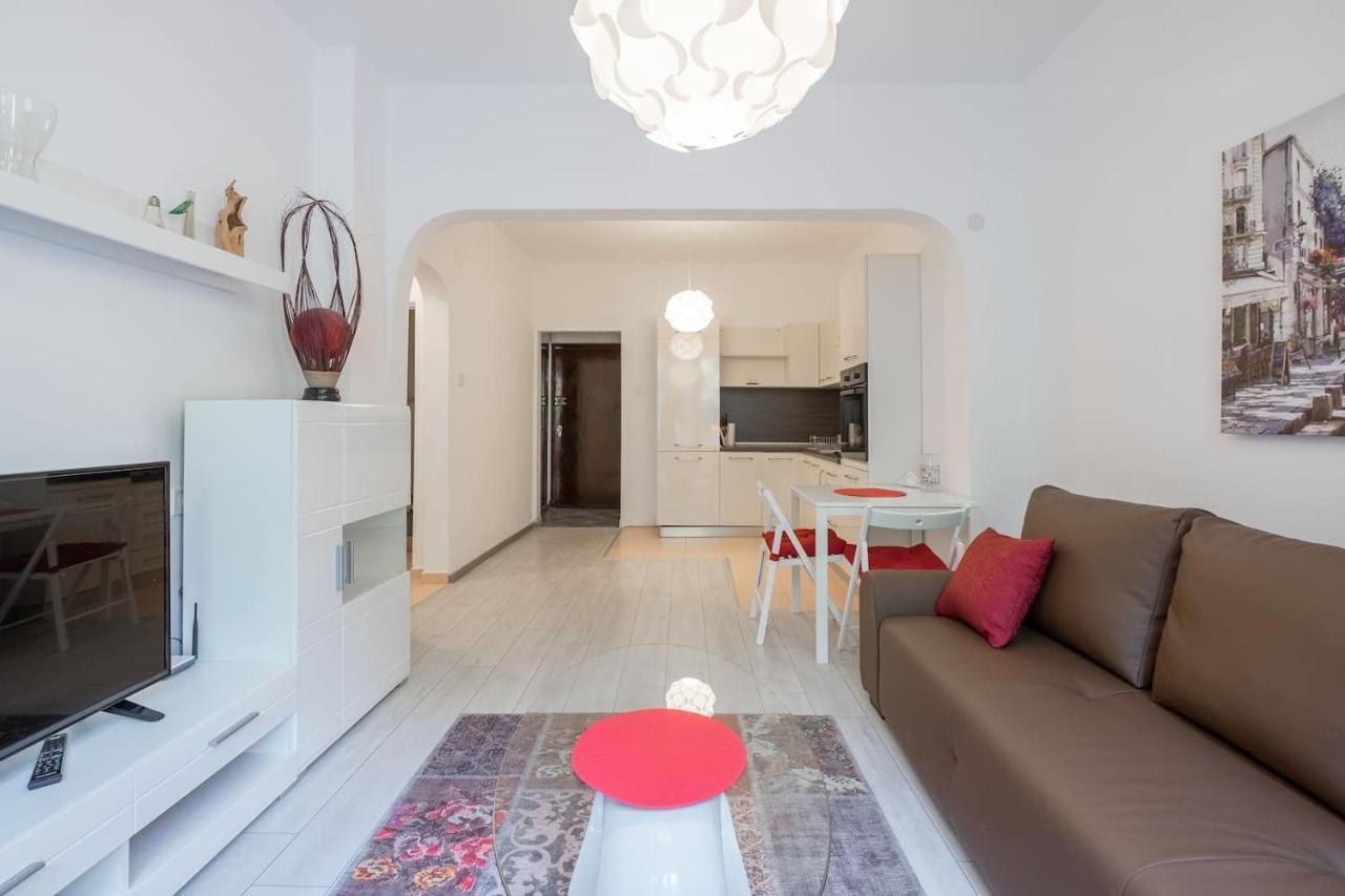 Your Perfect Place To Stay On Vitosha Str Apt Sofia Ngoại thất bức ảnh