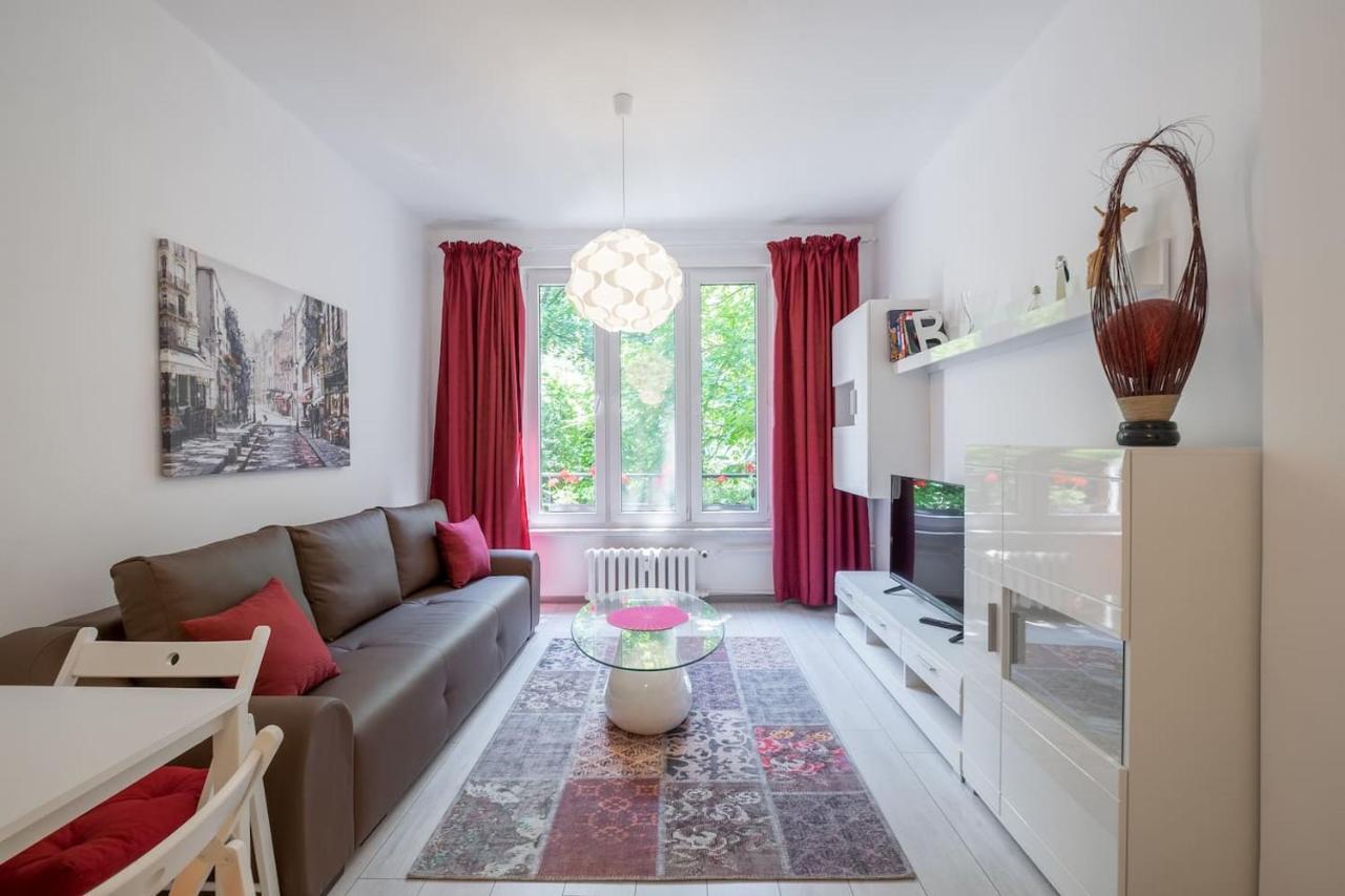 Your Perfect Place To Stay On Vitosha Str Apt Sofia Ngoại thất bức ảnh