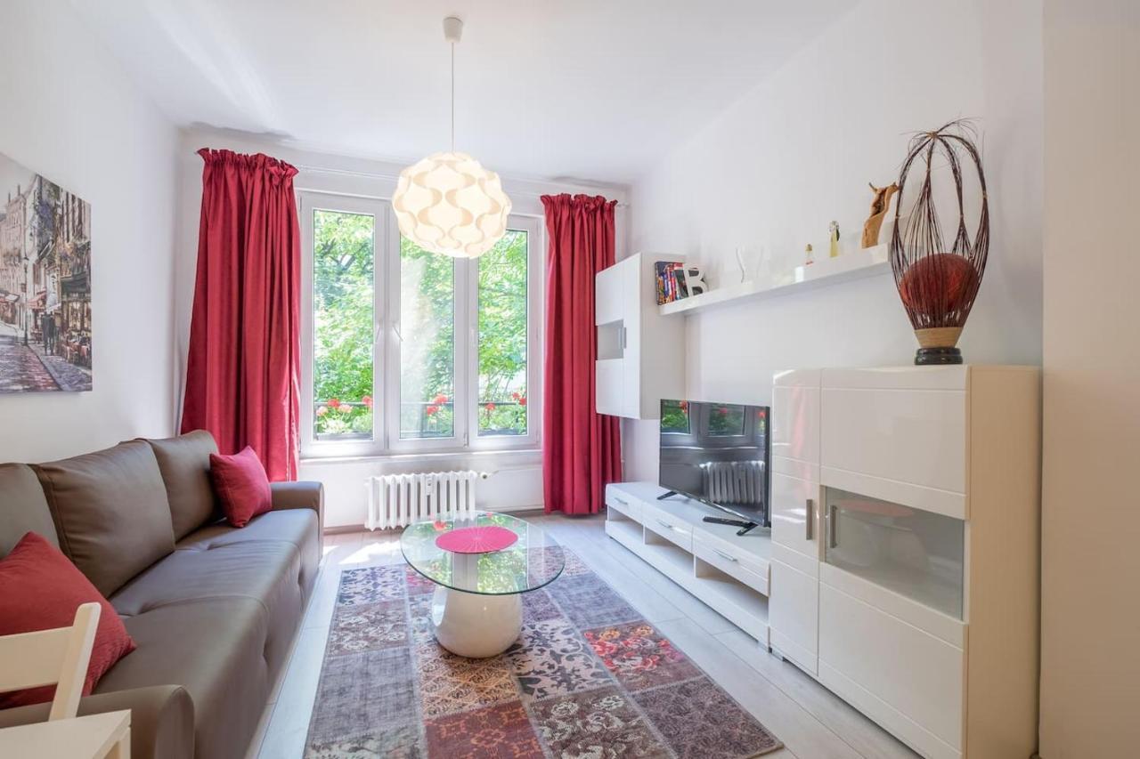 Your Perfect Place To Stay On Vitosha Str Apt Sofia Ngoại thất bức ảnh